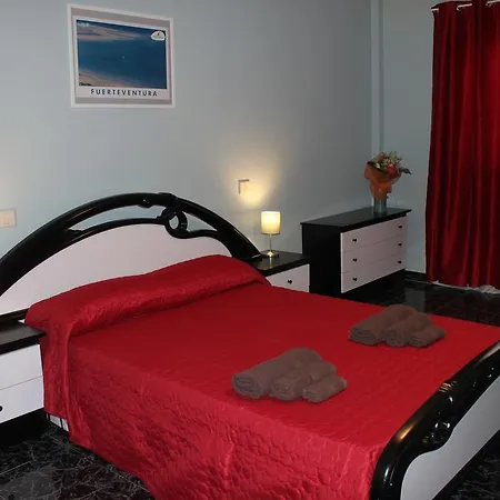 El Bounty De Playa Chica Holiday home *